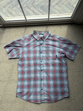 Columbia Men's Short-Sleeve Plaid Button-Up Shirt - Red & Gray. Flannel style.